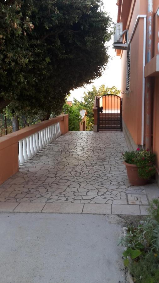 Apartman Jadranka Palit Extérieur photo