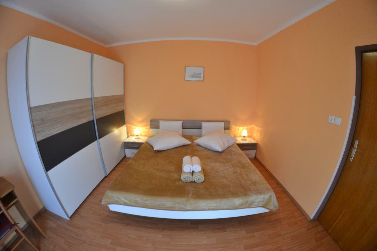 Apartman Jadranka Palit Extérieur photo