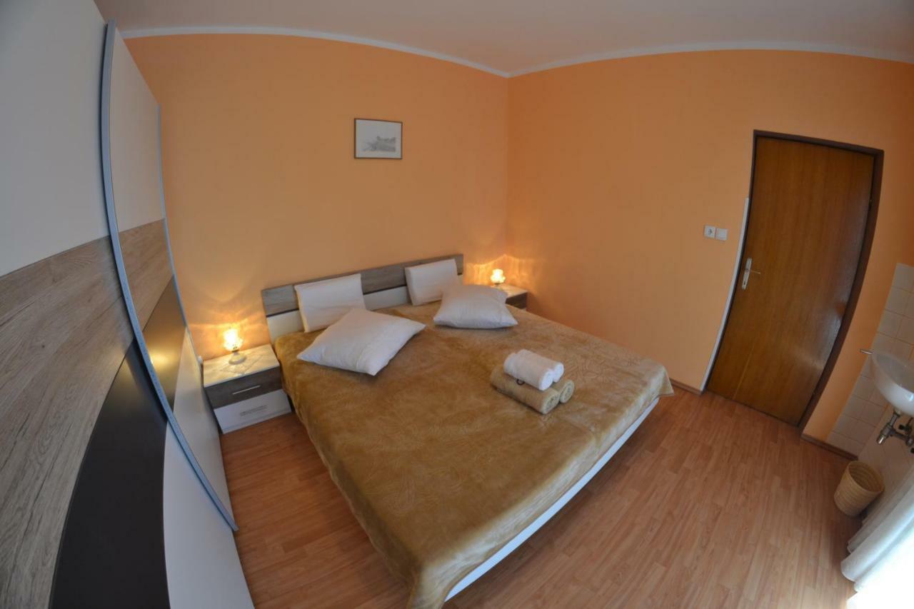 Apartman Jadranka Palit Extérieur photo