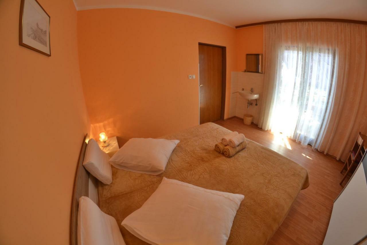 Apartman Jadranka Palit Extérieur photo