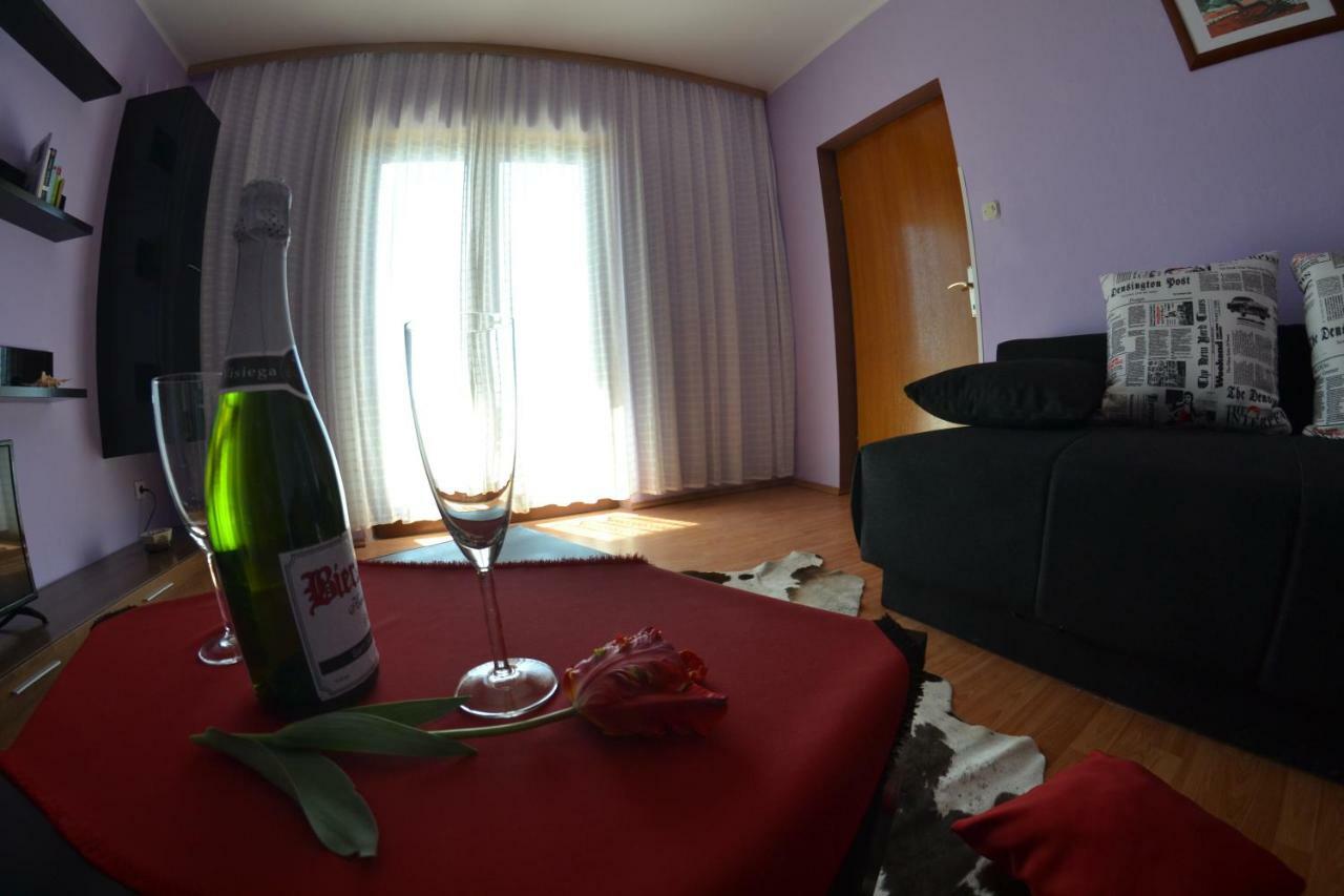 Apartman Jadranka Palit Extérieur photo