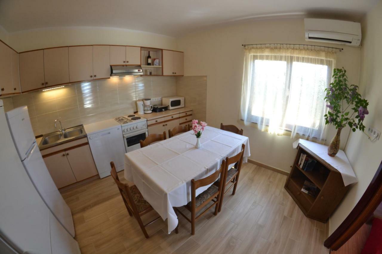 Apartman Jadranka Palit Extérieur photo