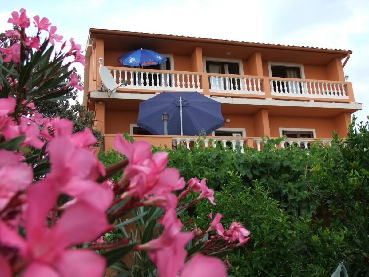 Apartman Jadranka Palit Extérieur photo
